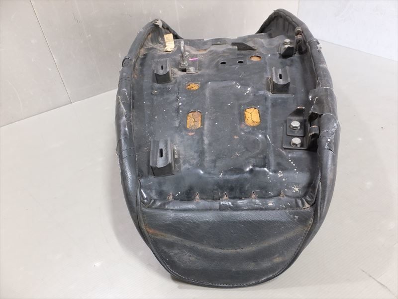 パーツ KZ1000LTD シート 張替ベース カワサキ Z1000 ZI ZII 当時物