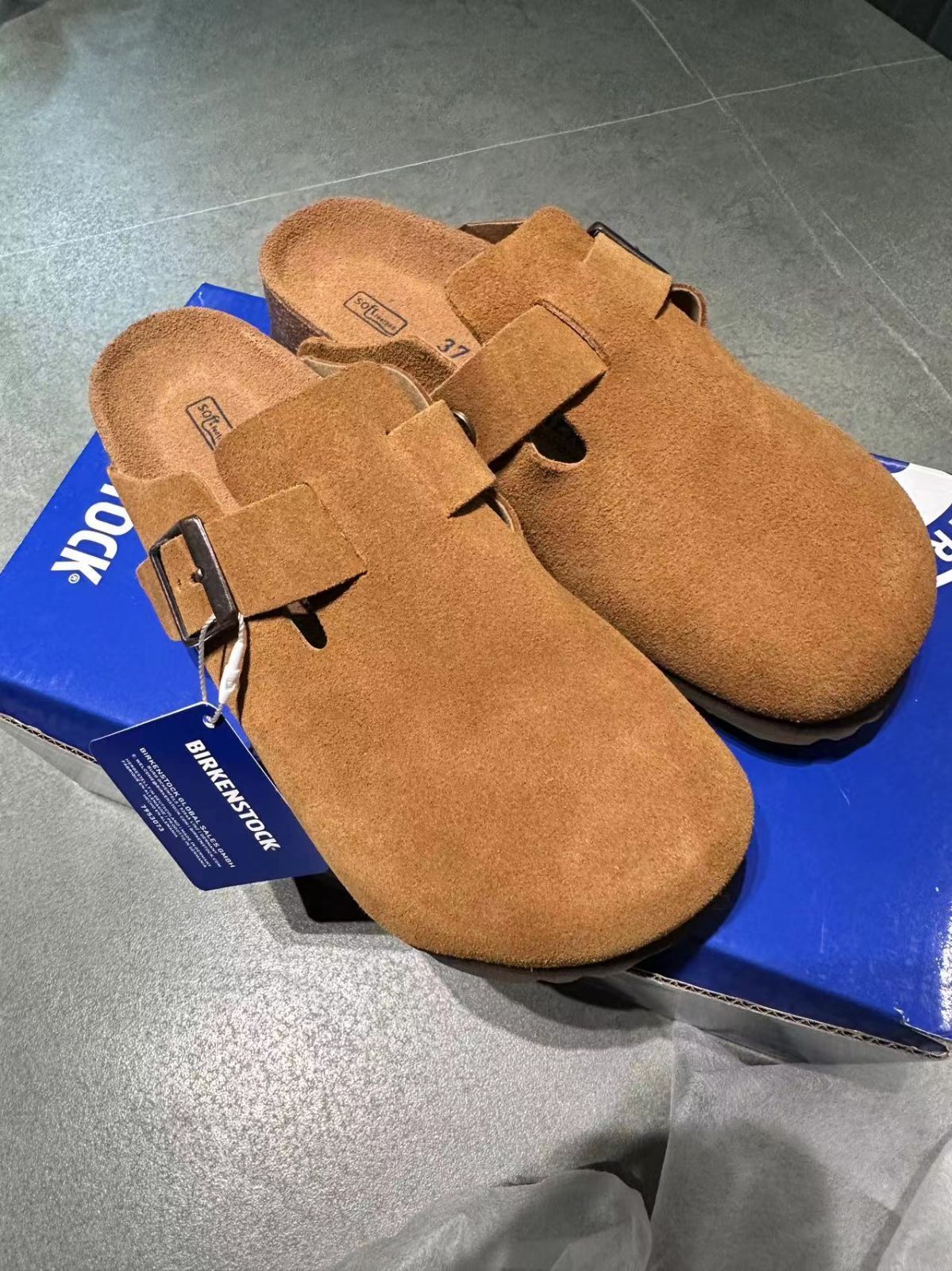 新作 BIRKENSTOCK ビルケンシュトック ボストンスエード サンダル（ブラウン)