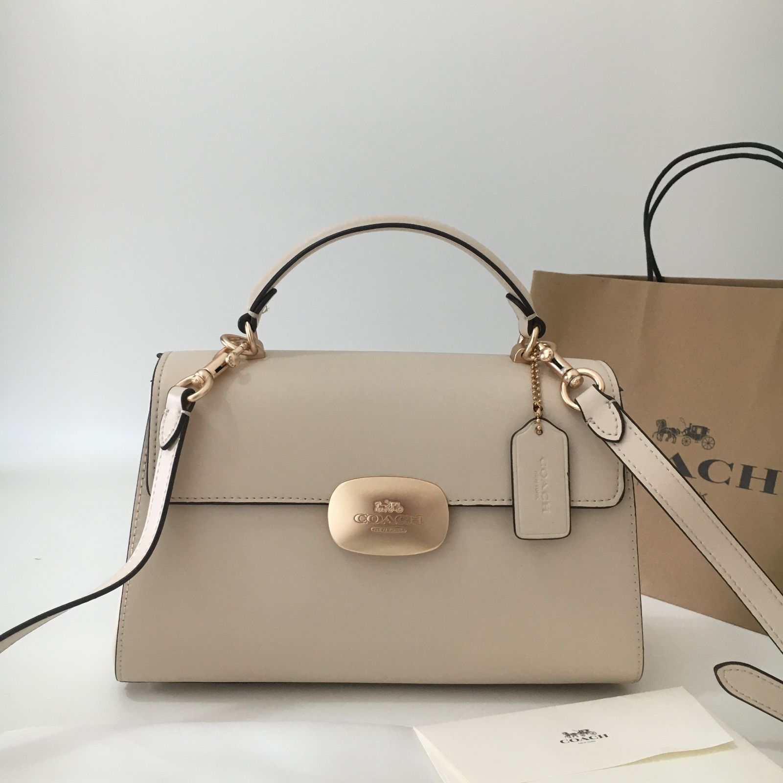 新品未使用 COACH コーチ ショルダーバッグ クロスボディバッグ ハンドバッグ CR531 オフホワイト - メルカリ