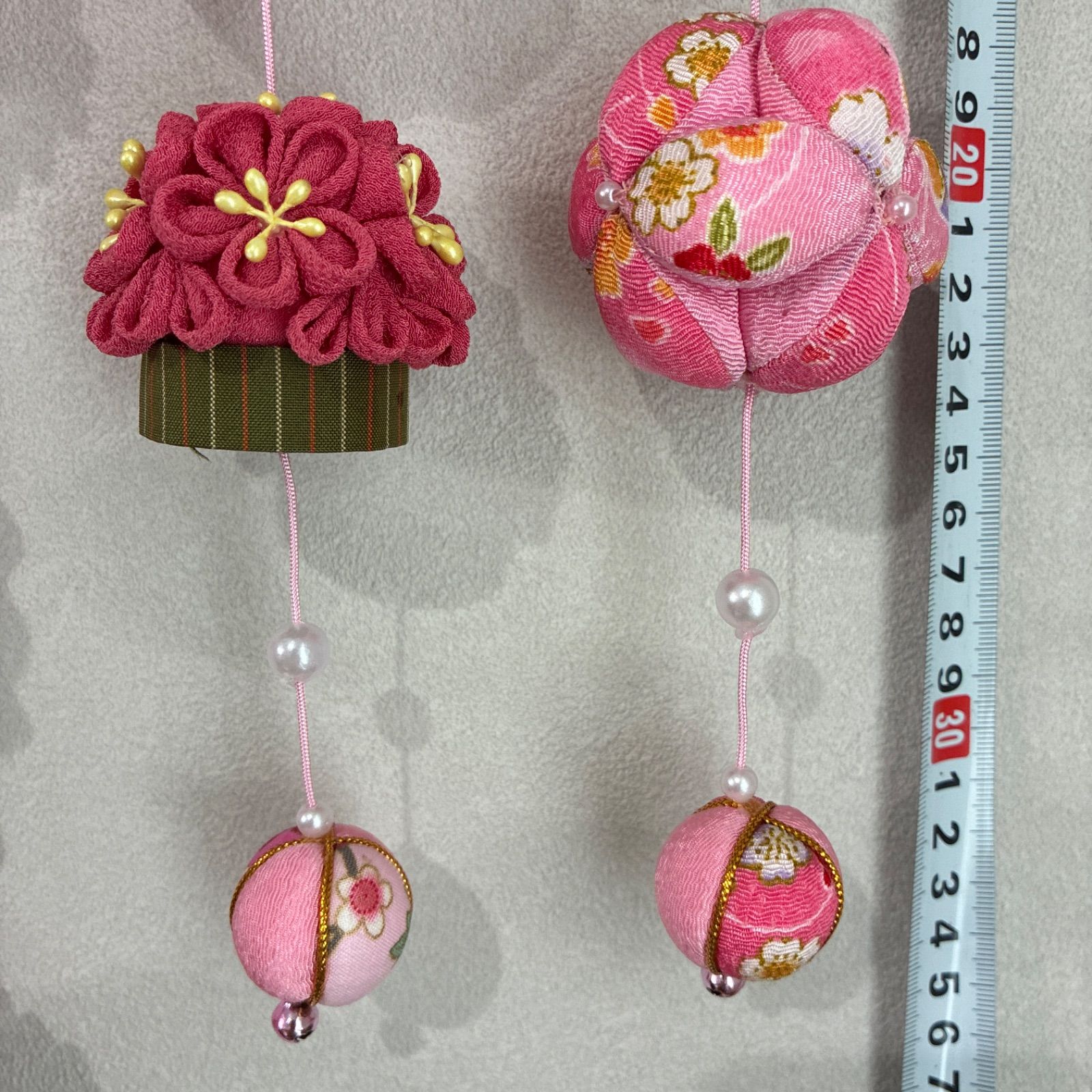 ハンドメイド　吊るし飾り　吊るし雛　お正月　ひな祭り OKBABY つるし雛 つるし飾り 吊るし飾り 天然木製台付 44cm