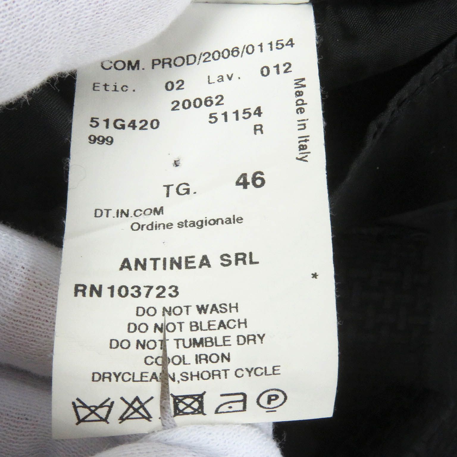 美品□EMPORIO ARMANI エンポリオ アルマーニ ウール 黒タグ 総柄