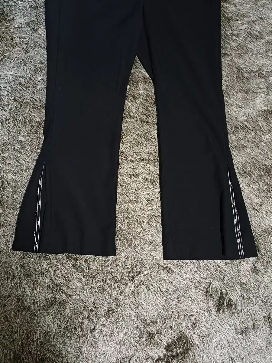 ベルボトムLINE スリットPOINT