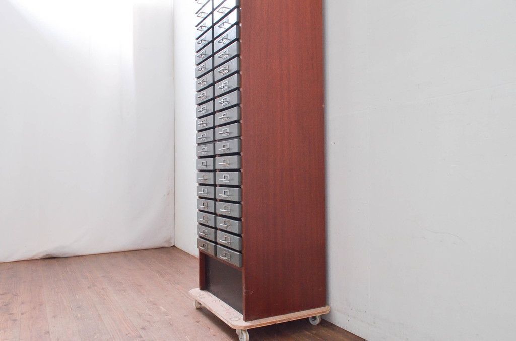 府中家具　桐タンス　横幅約180cm 府中家具桐タンス横幅約180cm