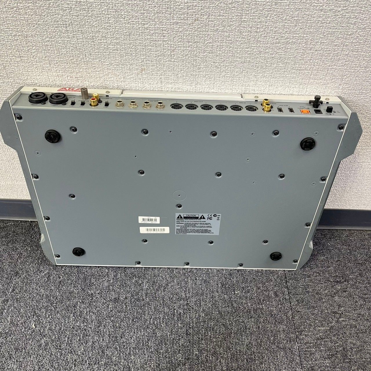 アカイ MPC