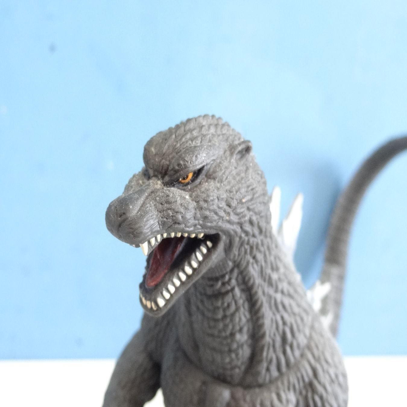 ゴジラ ファイナルウォーズ 組立式 リアルソフビフィギュア ゴジラ ガイガン 全２種 開封品 未使用 GODZILLA GIGAN ① 現状 -  メルカリ