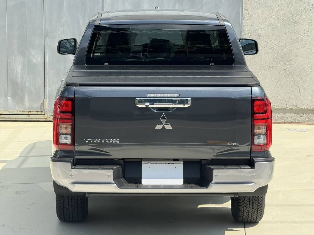 トライトン 3つ折り