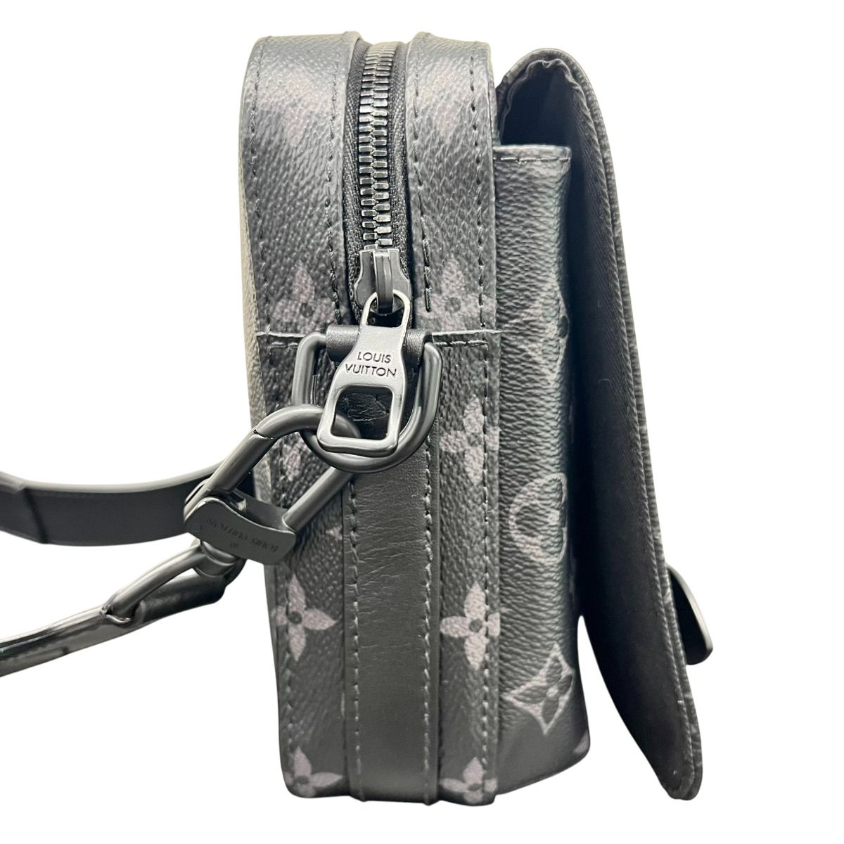 ルイ ヴィトン モノグラムエクリプス スティーマー メッセンジャー