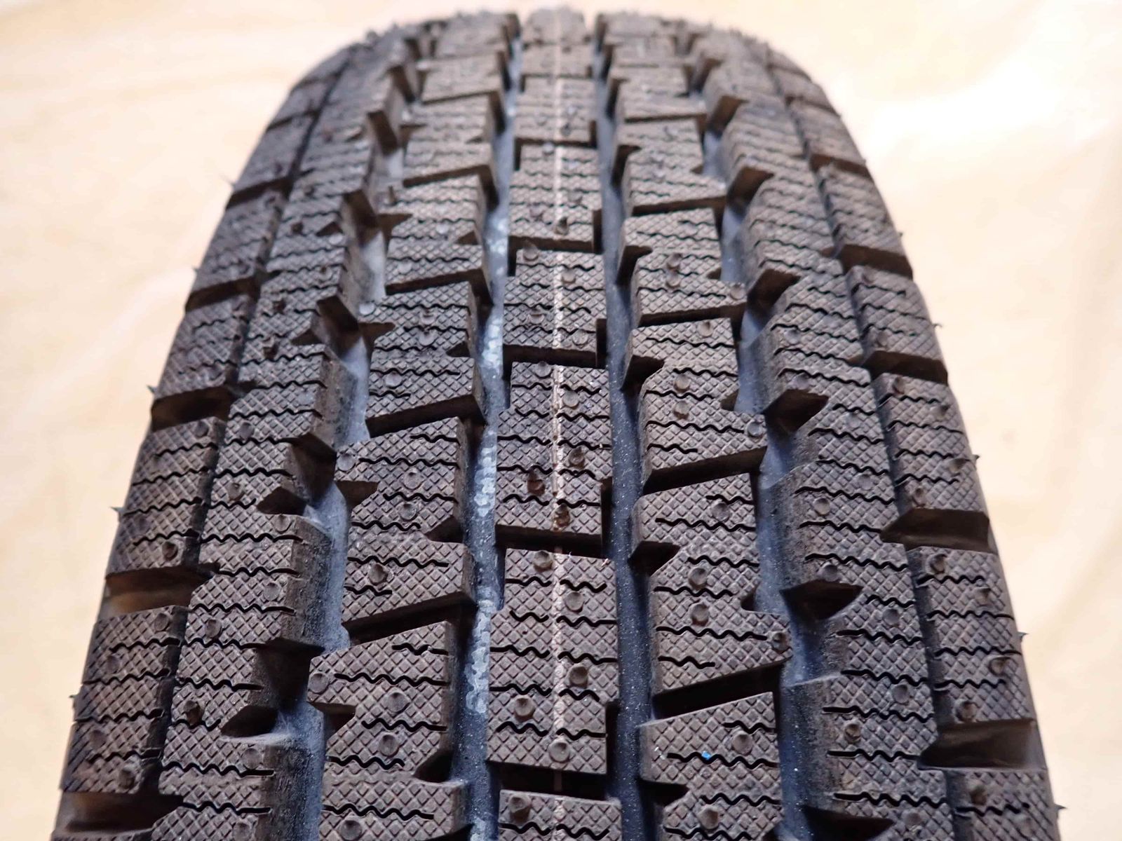 冬 製 4本SET 会社宛 145 80R12×4J 80 78 LT ブリヂストン W300 スチール ピクシス N-VAN NV100 ハイゼット NO D6046