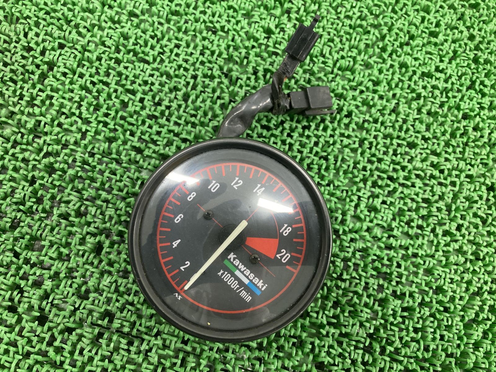 ZXR250 タコメーター カワサキ 純正 中古 バイク 部品 ZX250C 割れ欠け無し 品薄 希少品 車検 Genuine