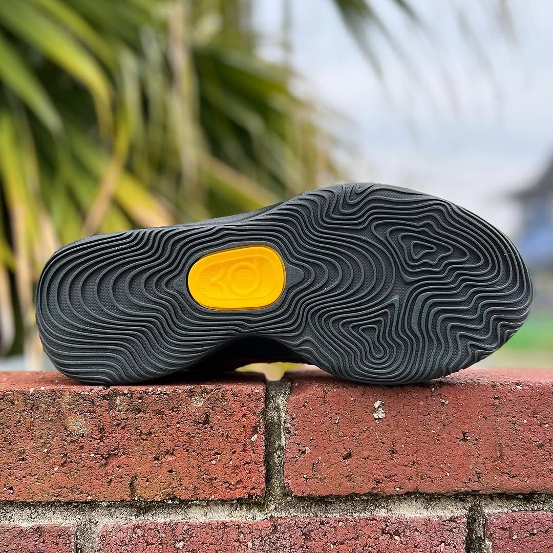 NIKE KD 18 'AIR BAKIN' ナイキ ケーディ 18 ケビン デュラント