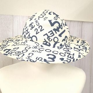 シャネル CHANEL バイシーライン ロゴ ハット アイボリー ネイビー