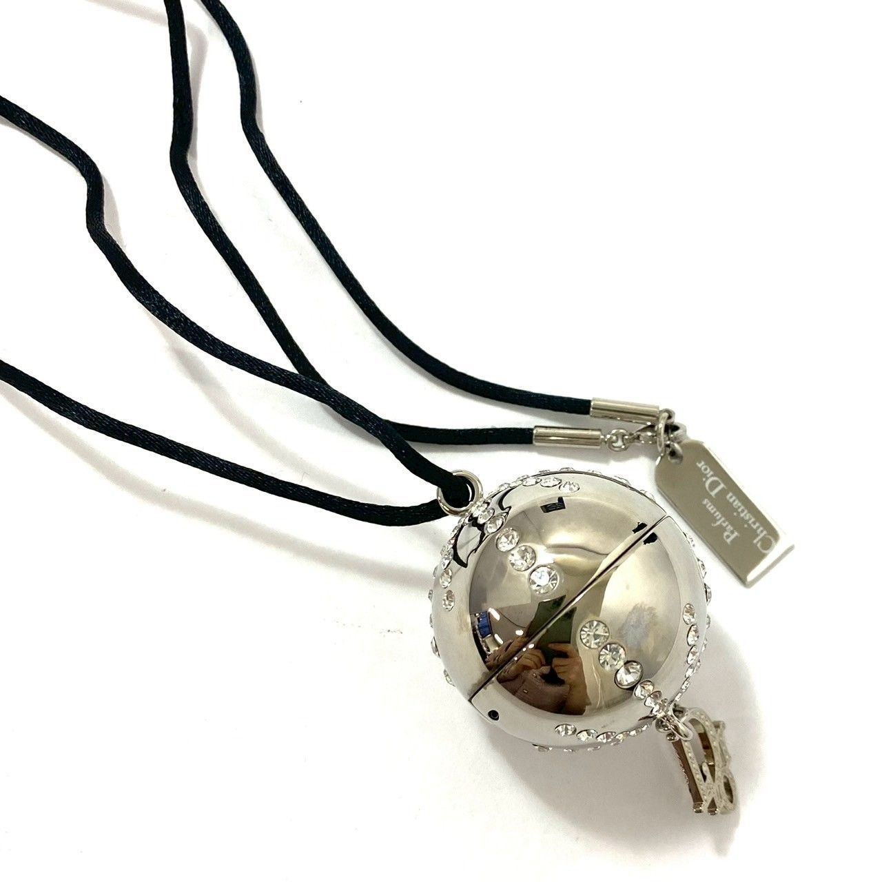 Dior】ライト ネックレス 353 ピンク ジェム リップグロス 1.8g 口紅