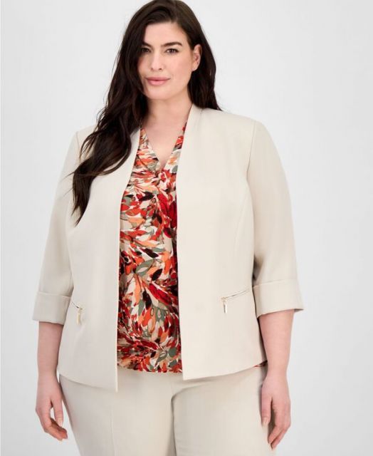 【送料無料】 カスパール レディース ジャケット・ブルゾン アウター Plus Size Zip-Pocket Cuffed 3/4-Sleeve Blazer Parchment