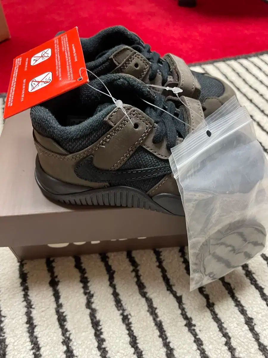 ジャンプマンジャック ダークモカ 20cm Travis Scott × Nike CJ1 T