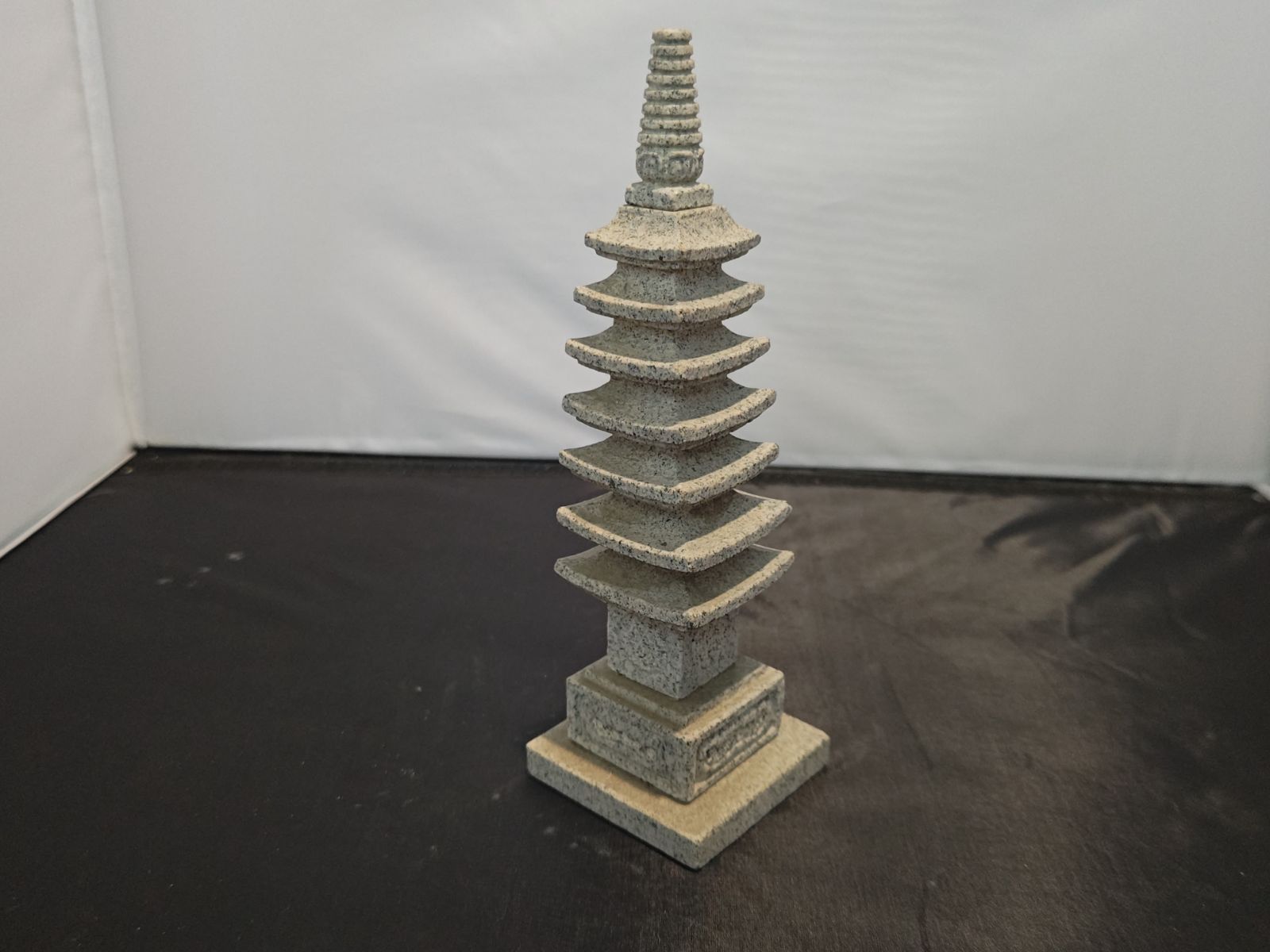 ミニ灯籠 七重塔