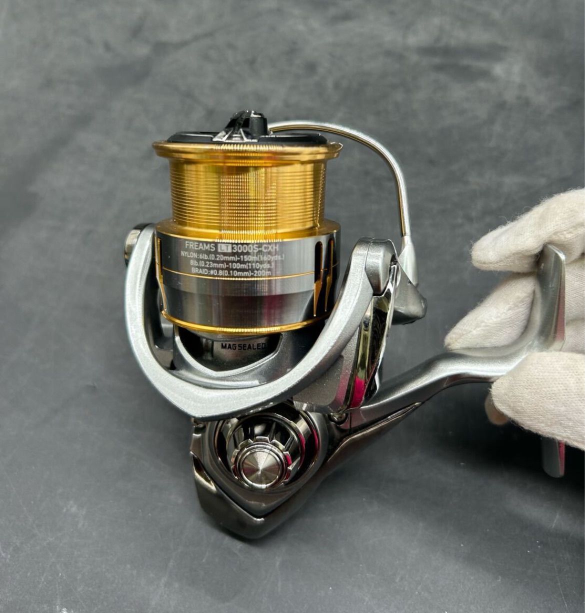IZ1568 美品 DAIWA ダイワ スピニングリール FREAMS LT3000S-CXH