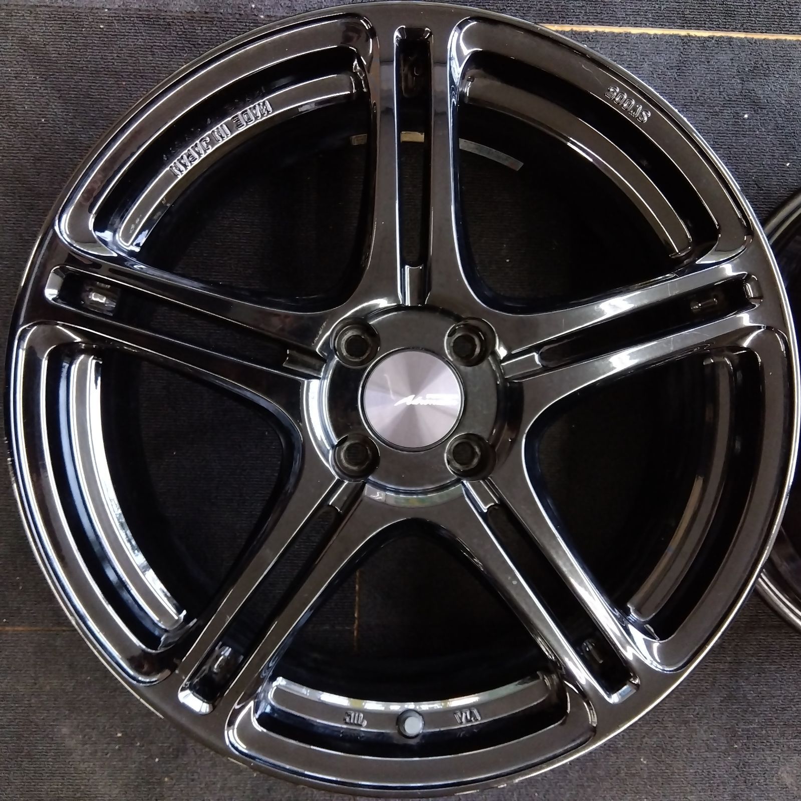 enkei NT03 17インチ 9j +38