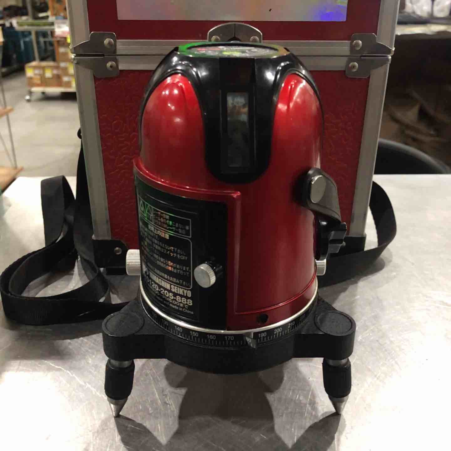 レーザー墨出し機