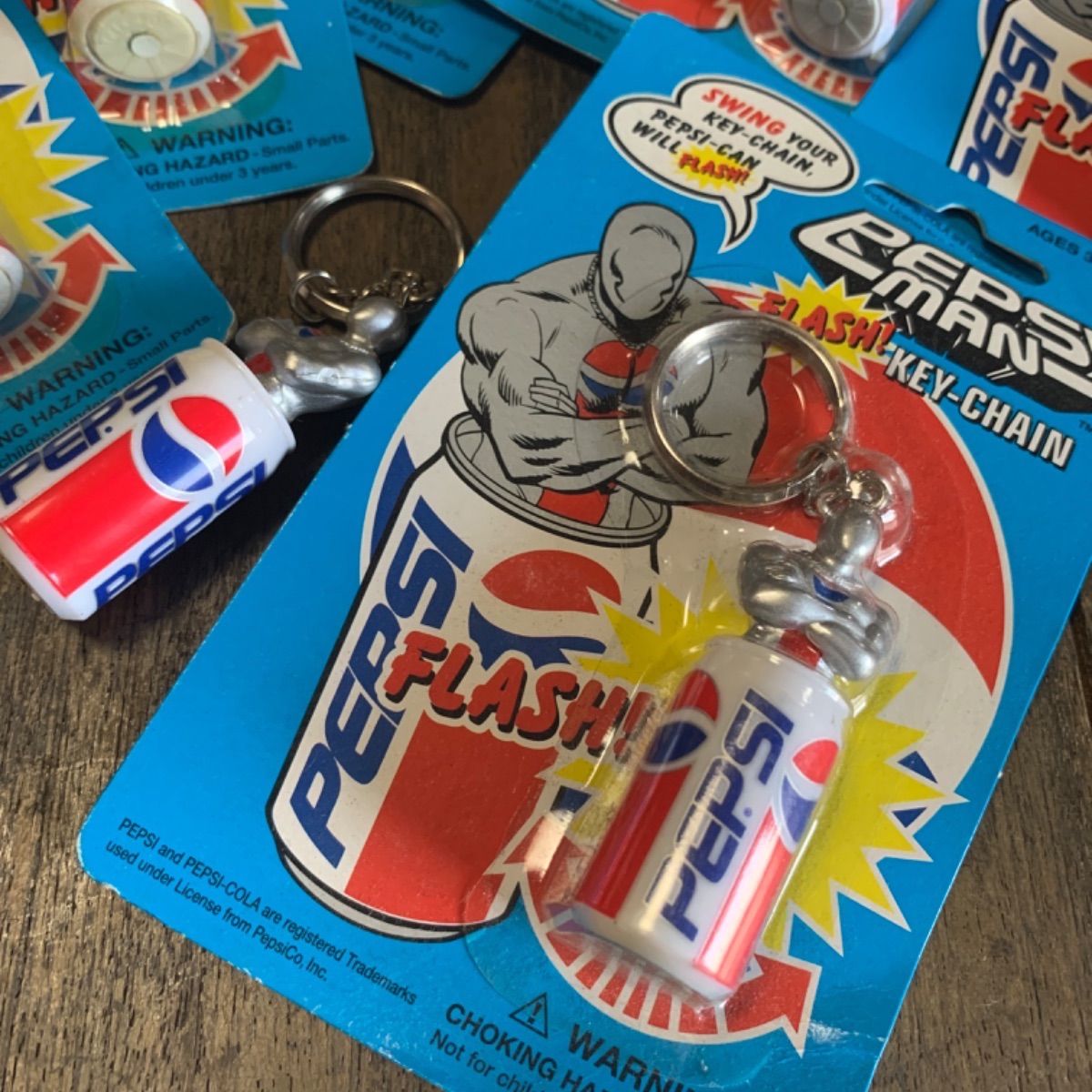 デッドストック PEPSI ペプシマン PEPSIMAN フラッシュキーホルダー