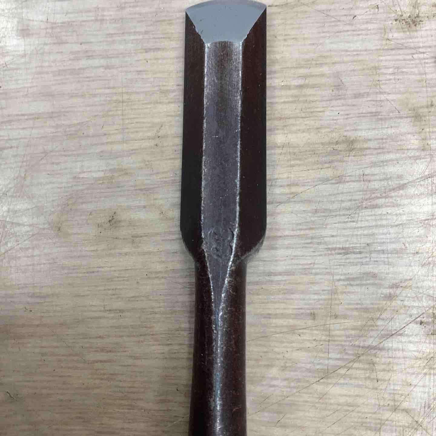 恐らく佐久作 丸鑿 刃幅約5分 越谷店