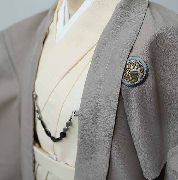 羽織袴セット 男の子 10歳 金刺繍紋入り 13歳 ジュニア用 男児 刺繍紋入り 十三歳用 小町 袴が選べる羽織袴セット 菱、金 「黒・白 「白 エンジ 袴が選べる羽織袴