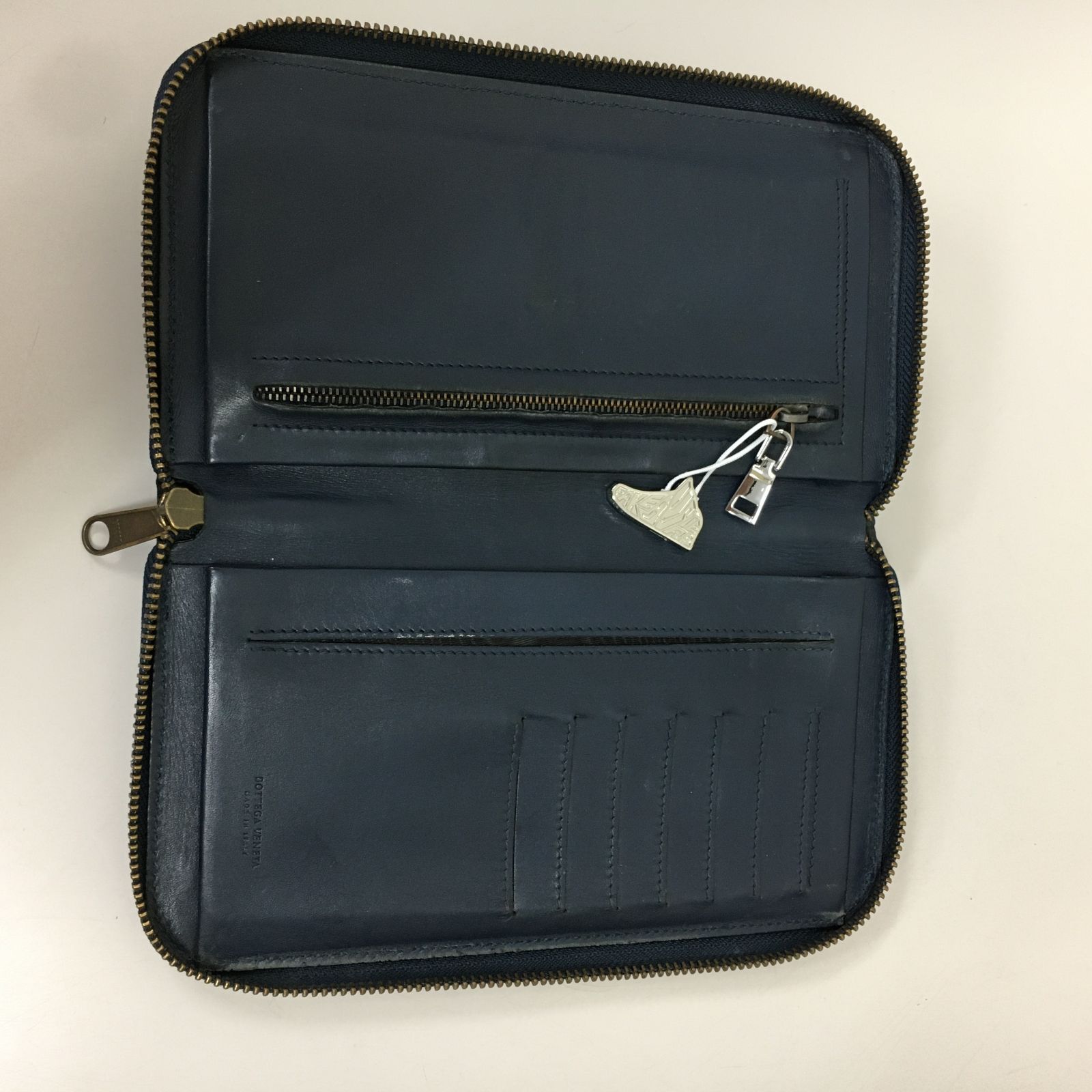 ボッテガヴェネタ 長財布 オーガナイザー ラウンドファスナー カラー