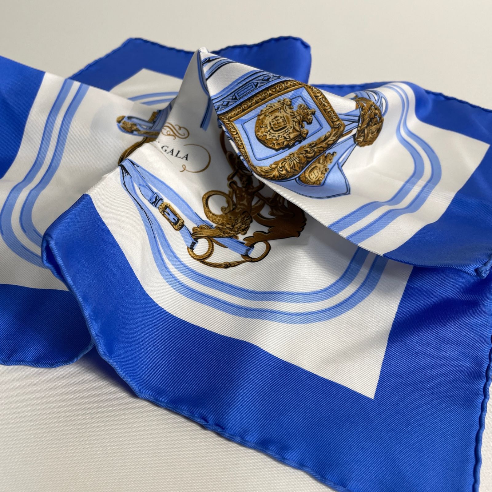 2410-82｜専用｜エルメス プチカレ スカーフ BRIDES de GALA 2410-82｜美品｜エルメス プチカレ スカーフ BRIDES de GALA