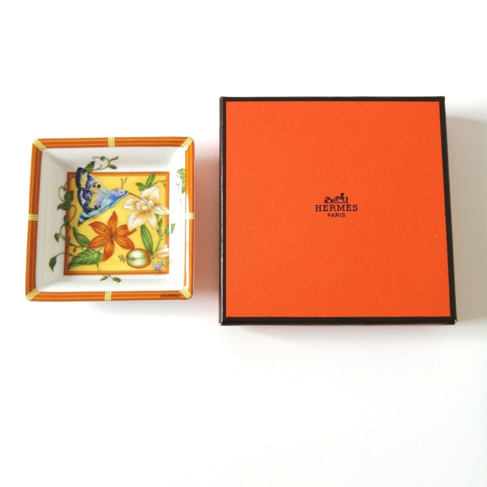 エルメス HERMES シエスタ アクセサリートレイ インテリアトレイ 小物入れ フラワー 花 バタフライ 87