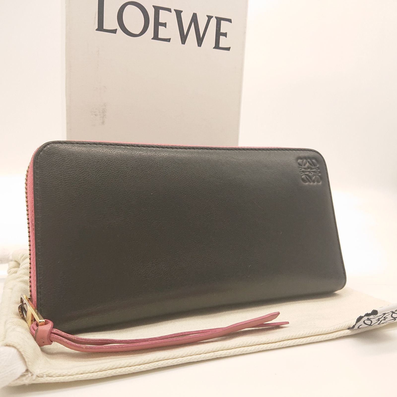 【美品】	LOEWE ロエベ	ラウンドジップ長財布ブラックピンク箱保存袋