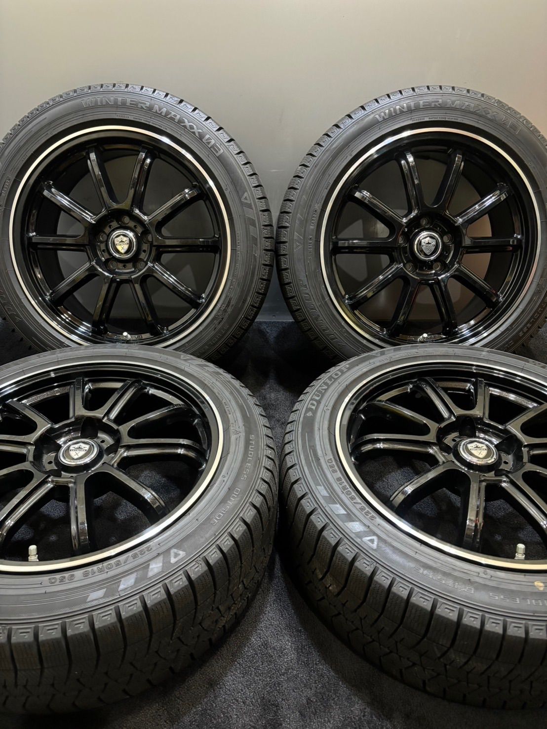 225/50R18 DUNLOP/WINTER MAXX 03 22年製 ESTROSA 18インチ 8J +45 114.3 5H スタッドレス 4本 レクサス UX C-HR (南7-H313)
