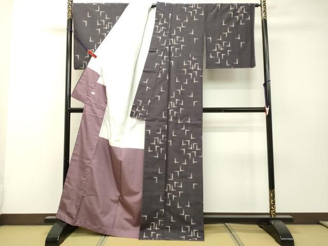 平和屋着物○上質な紬 幾何学文様 健勝苑扱い 正絹 逸品 未使用  