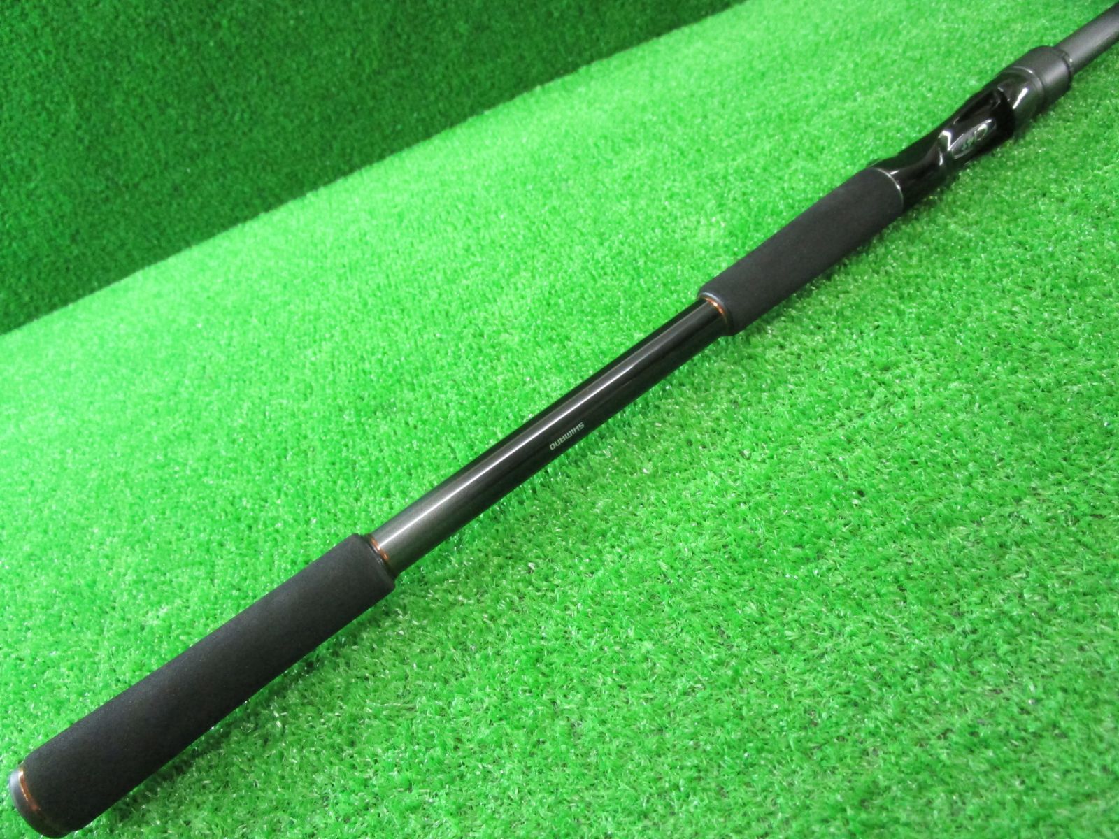 美品】シマノ21ハードロッカーエクスチューンB810XXH+ 美品】シマノ21ハードロッカーエクスチューンB810XXH+