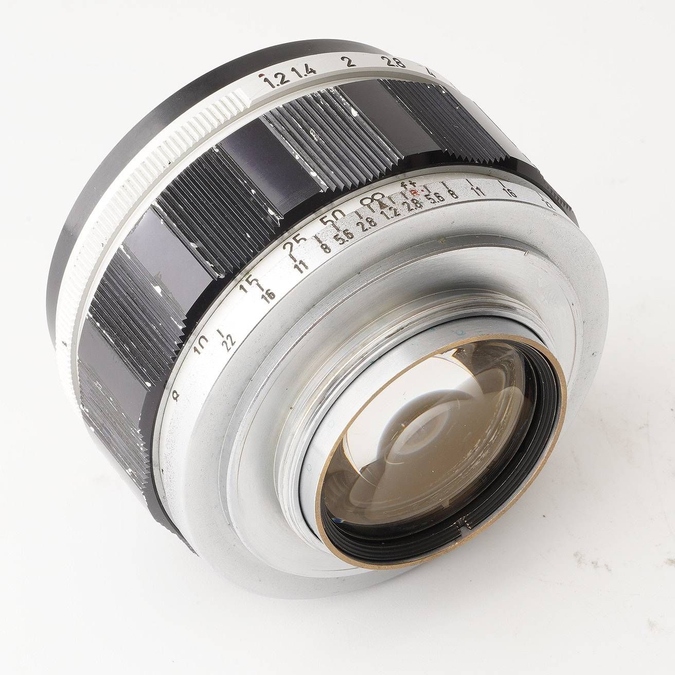 希少　 キャノン　　CANON 50mm F1.2 ライカ　L マウント用　　純正フード　　革ケース　フィルター他セット キャノン⁄CANON LENS 50mm F1.2 ライカLマウント 一眼レンズ 希少 d