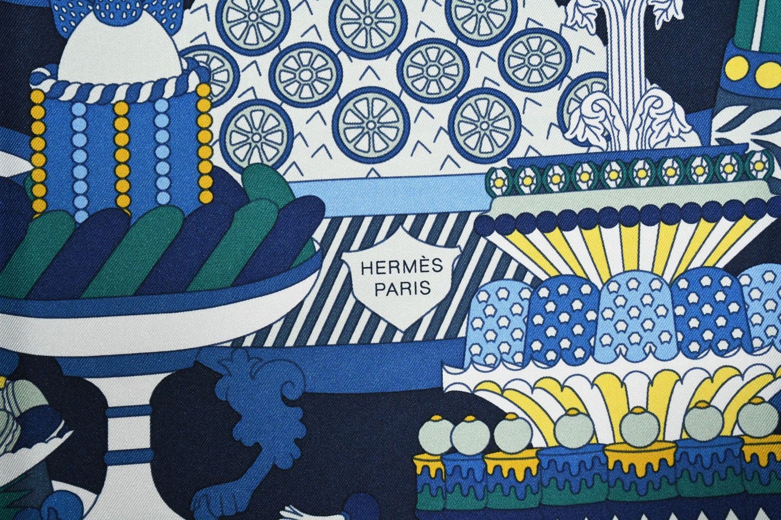 Hermes エルメス スカーフ 90 ラ・パティスリー・フランセーズ Hermes エルメス スカーフ 90 ラ・パティスリー・フランセーズ