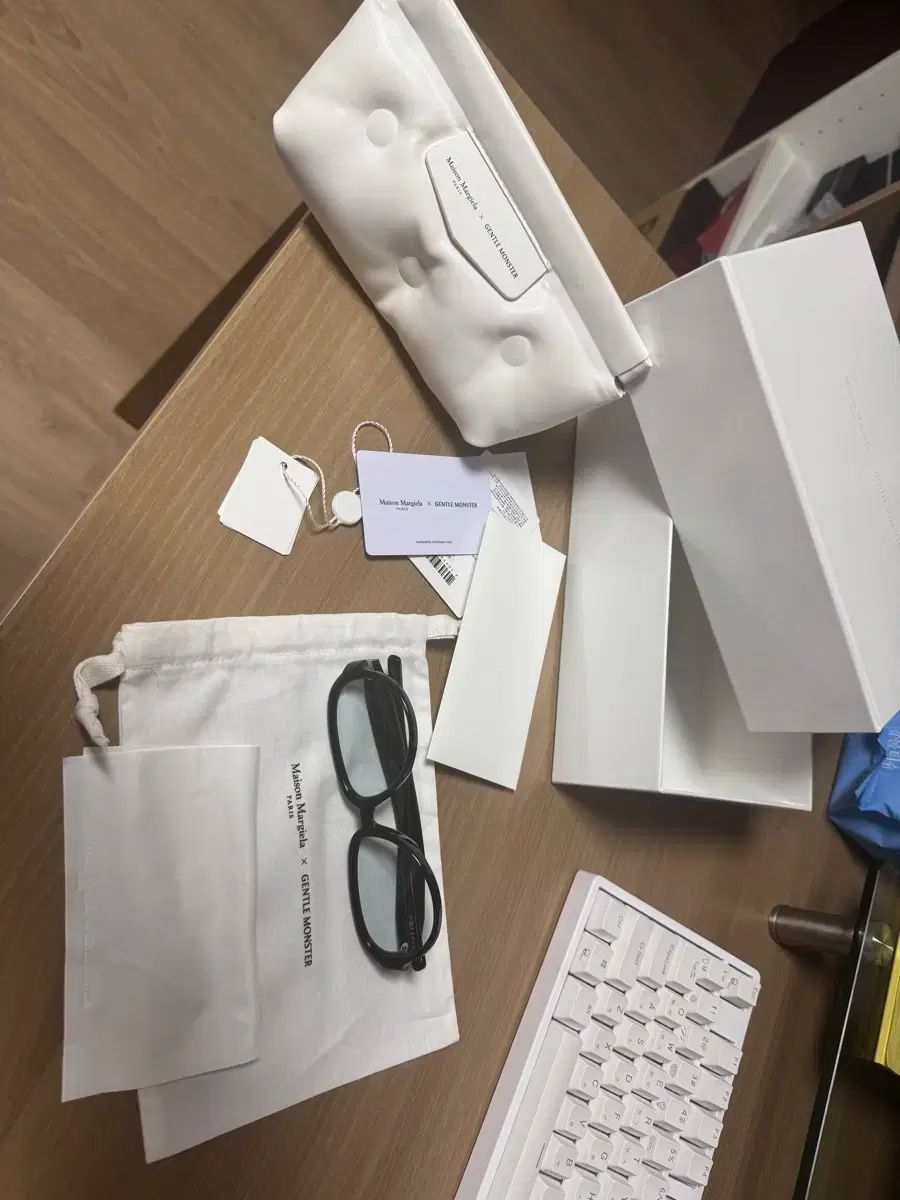 ジェントル モンスター Maison Margiela メゾンマルジェラ MM211 01 GR サングラス