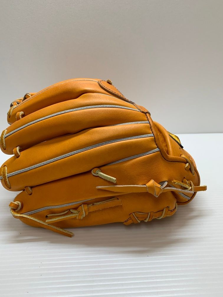 中古品 ミズノ MIZUNO ミズノプロ CRAFTED EDTION 硬式 内野手用グローブ TM型 1AJGH29003 刺繍有り 4376 中古品 ミズノ MIZUNO ミズノプロ CRAFTED EDTION 硬式 内野手用