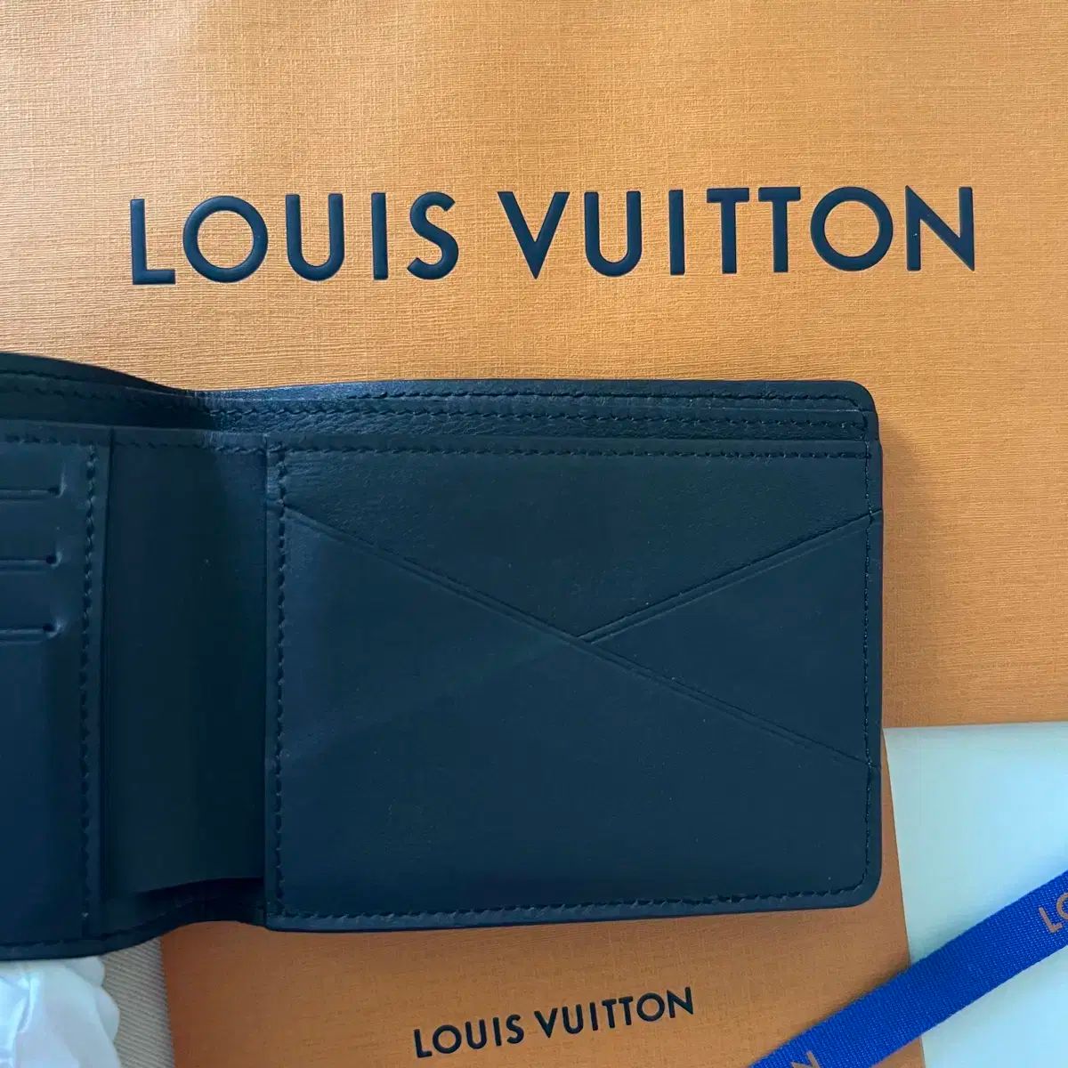  Louis Vuitton ルイヴィトン トゥーロン モノグラム ミュルティプルウォレット ブラック 二つ折り財布 長財布 小物