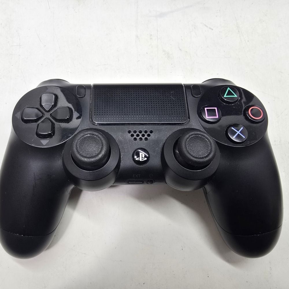 PlayStation4ProCUH-7200Bコントローラー付ps4pro （S) SONY ソニー 
