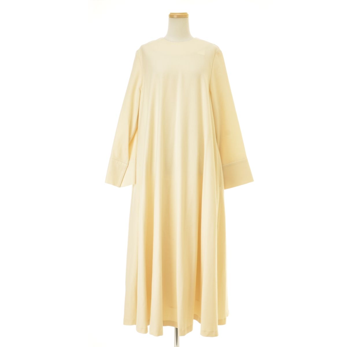 ebure】3410300299 ウールカシミア サキソニー テントシルエット ebure】3410300299 ウールカシミア サキソニー テントシルエット