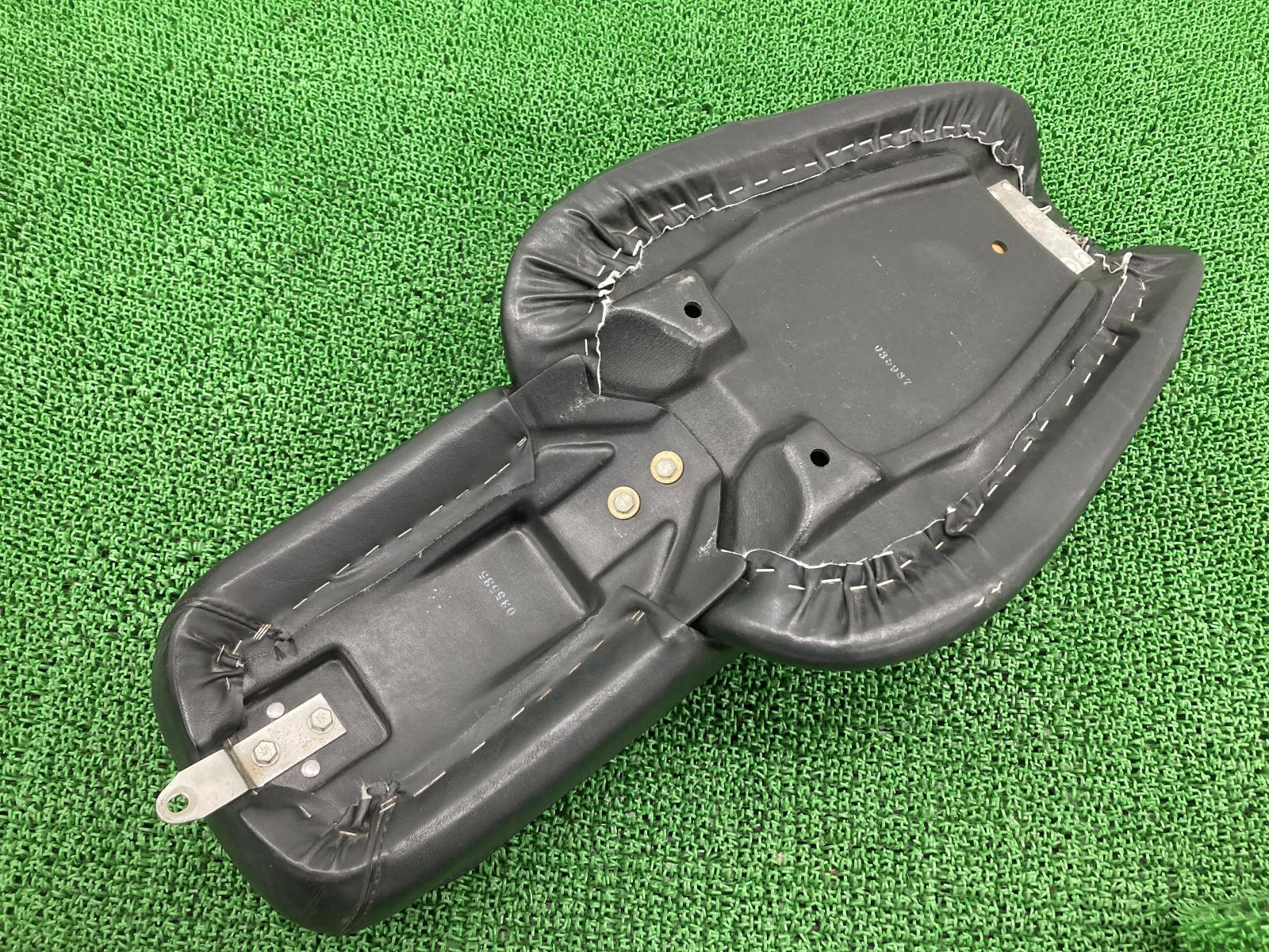 ハーレー　エボ後期　ダイナローライダー純正シート(97'FXDL) ハーレー ダイナ FXDL エボ 1997年式外し ローライダー 純正 シート