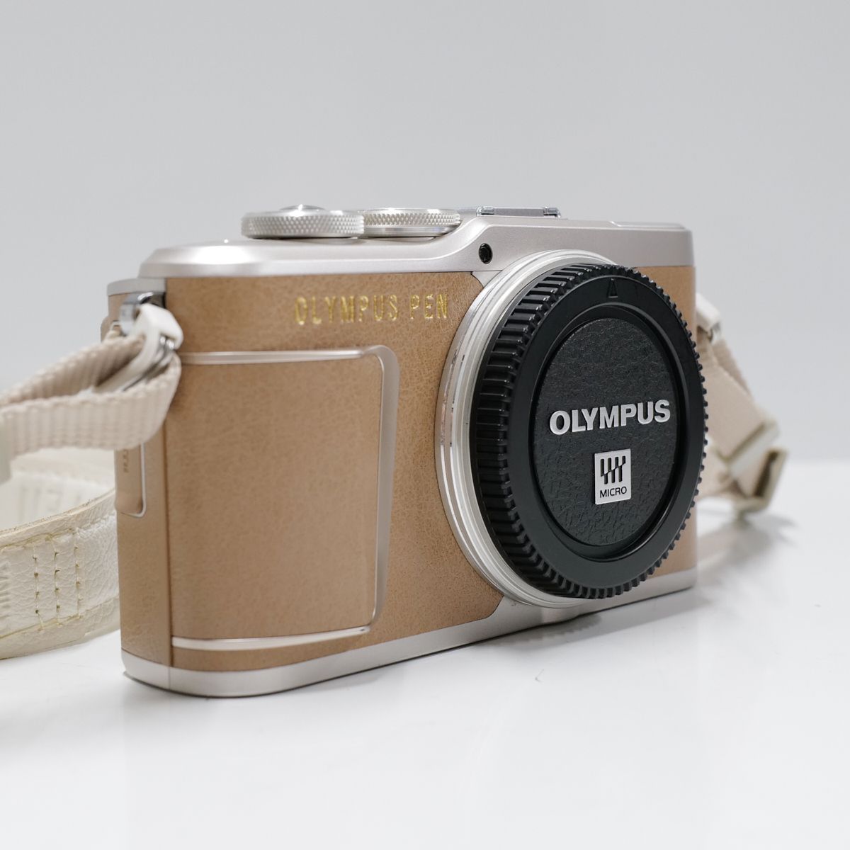 OLYMPUS PEN E-PL9 ボディ USED超美品 ミラーレス一眼 カメラ 本体＋バッテリー SHOT数極少1360回 4K Wi-Fi  Bluetooth 完動品 中古 CP5615