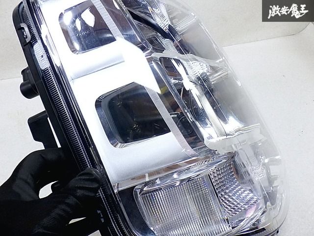 DA17W エブリィワゴン 右ヘッドライト LE14C6329 HID#4061 スズキ 純正 DA17W エブリイワゴン HID キセノン ヘッドライト