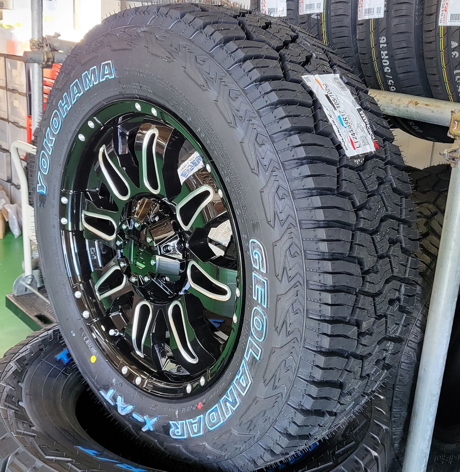 DUNLOP 245/65R17 サマータイヤホイールセット RAV4 etc (DUNLOP GRANDTREK AT5 & SCHNEIDER RX02 5穴 114.3)