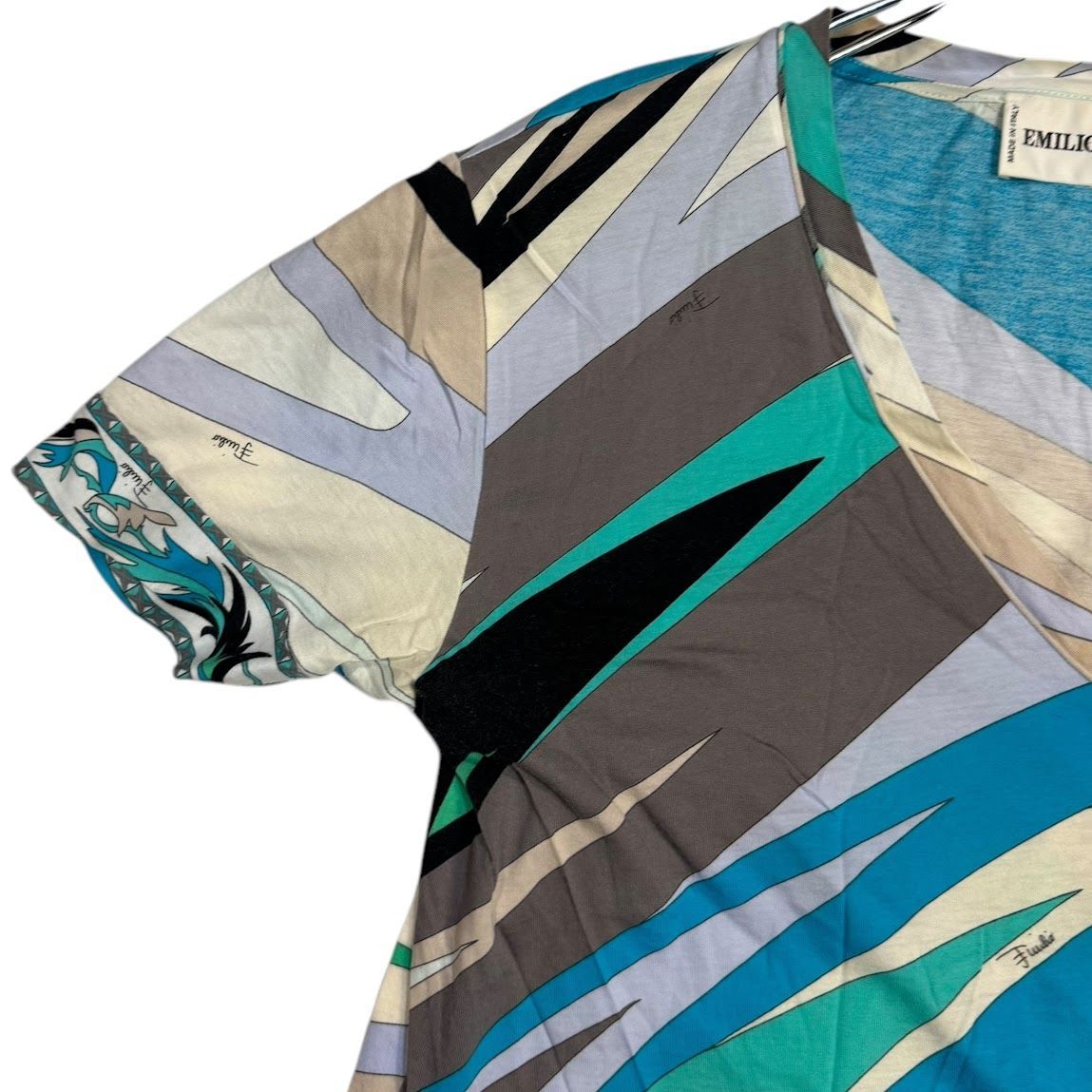 B033 EMILIO PUCCI エミリオプッチ カットソー シャツ Tシャツ B033 EMILIO PUCCI エミリオプッチ カットソー シャツ Tシャツ