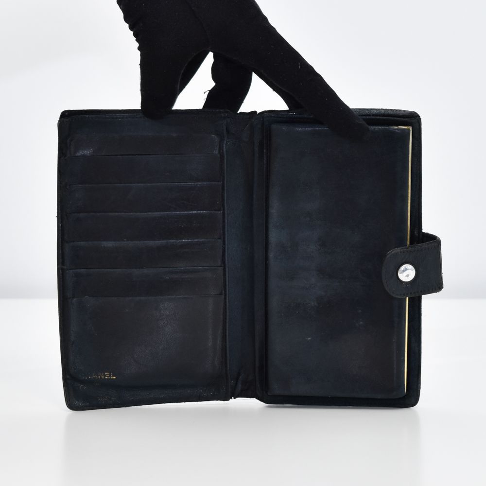 中古USED CHANEL 財布 ２つ折り ラムスキン ブラック 7929227010 中古USED CHANEL 財布 2つ折り ラムスキン ブラック 7929227010
