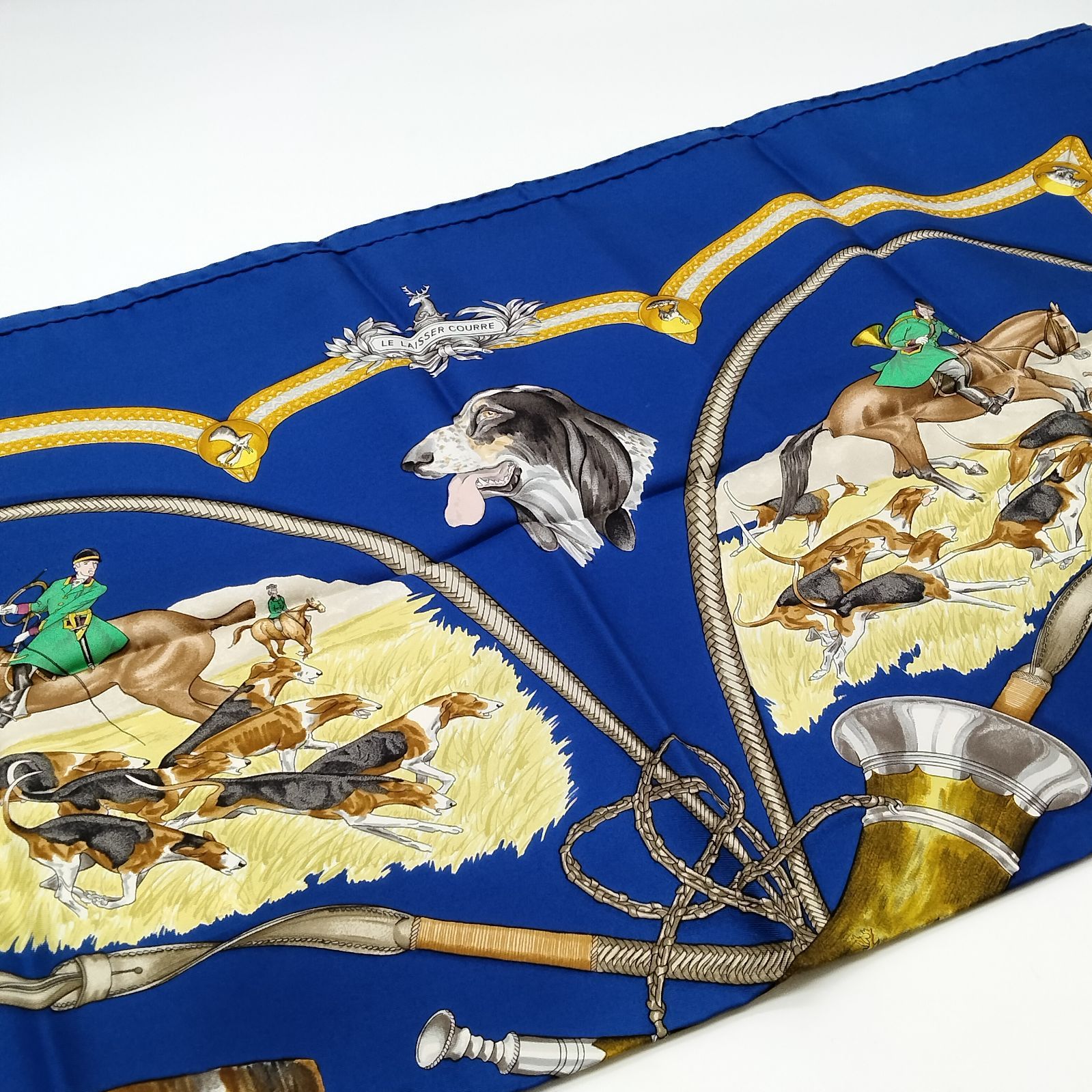 【M2】HERMES/カレ90 猟犬 ✨️HERMES✨エルメス カレ90 猟犬 大判スカーフ - メルカリ