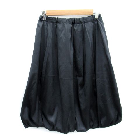 美品 KEIKO SUZUKI ケイコスズキ 花柄スカート グリーン系 美品 KEIKO SUZUKI ケイコスズキ 花柄スカート グリーン系