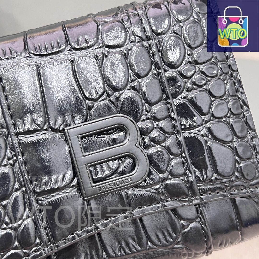今日特価】Balenciaga ミニウォレット, シャイニークロコダイル