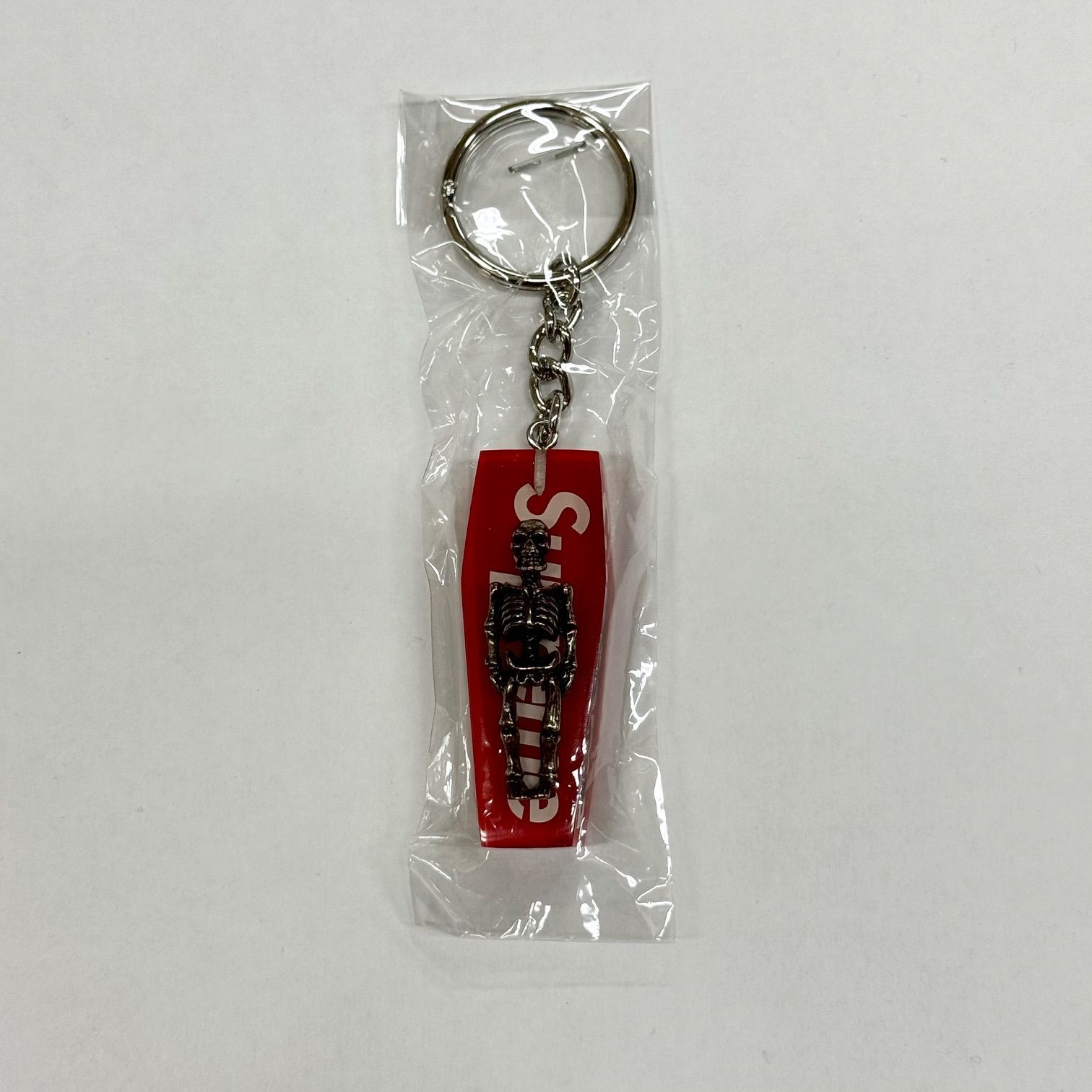 新品 Supreme 20SS Skeleton Keychain キーホルダー キーチェーン スカル スケルトン シュプリーム レッド O/S  58745A7 - メルカリ