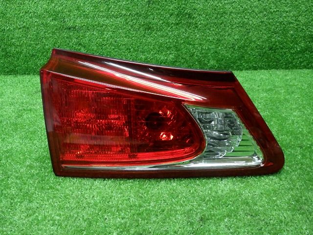 お引き取り予定 専用になります☆ Amazon | カーメイト(Carmate) WR-V 専用 ドリンクホルダー 助手